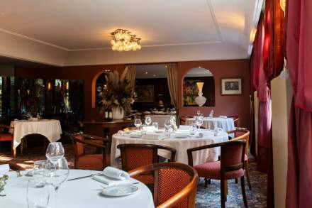 Vue extérieur de l'établissement - Hôtel Million · Hôtel Restaurant Albertville en Savoie