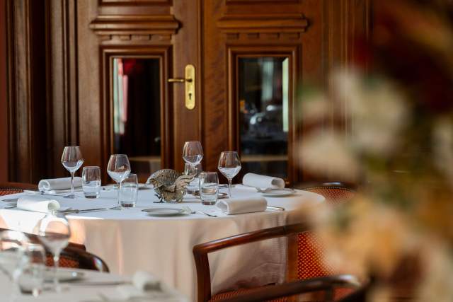 Salle de restaurant - Hôtel Million · Hôtel Restaurant Albertville en Savoie